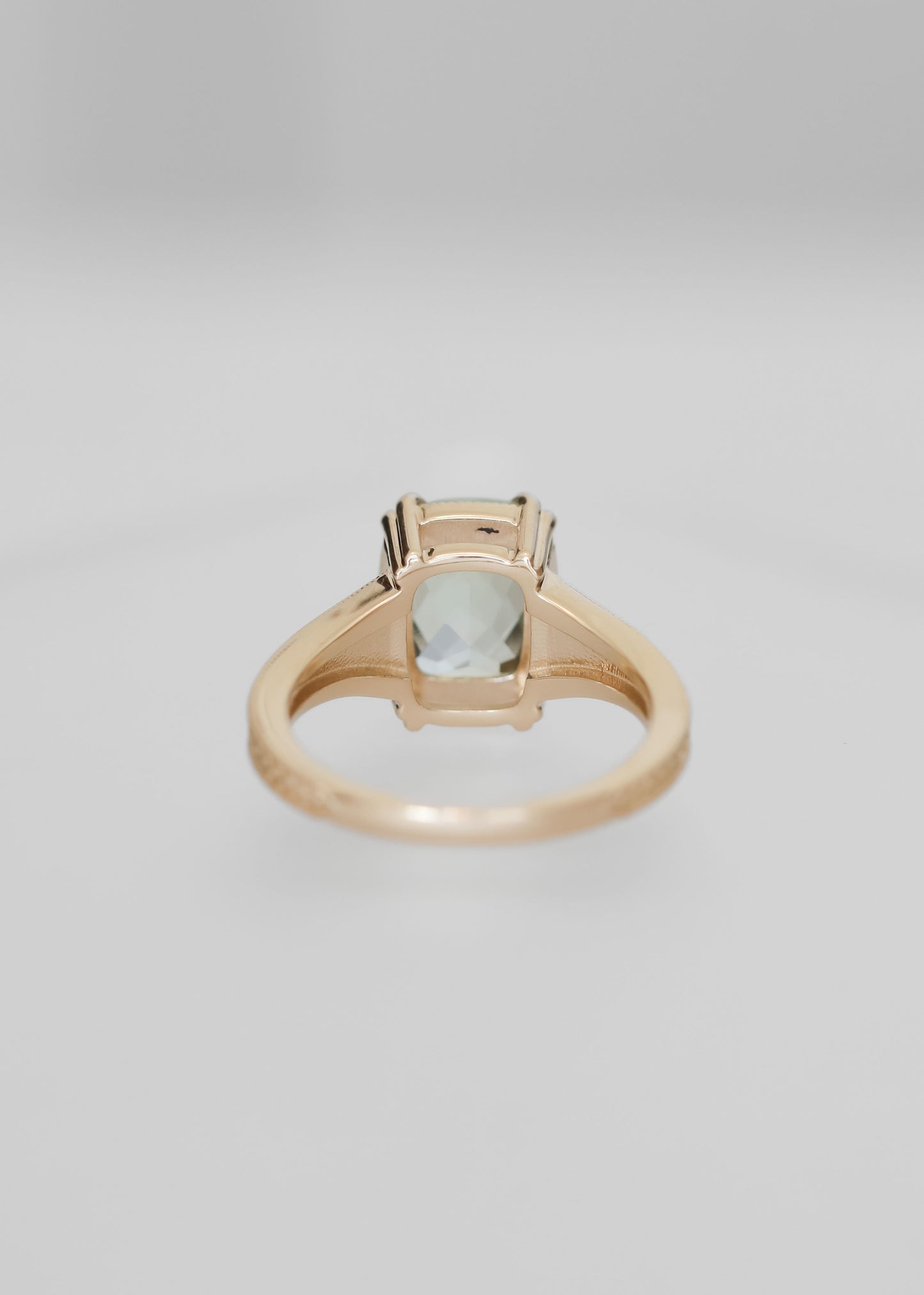 The Sage | 2.76ct Cushion Green Amethyst | Yellow Gold