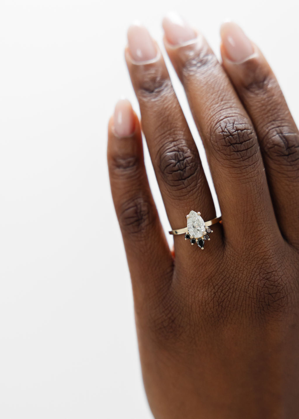 The Estelle | 1.53ct Pear Shape Diamond | Yellow Gold