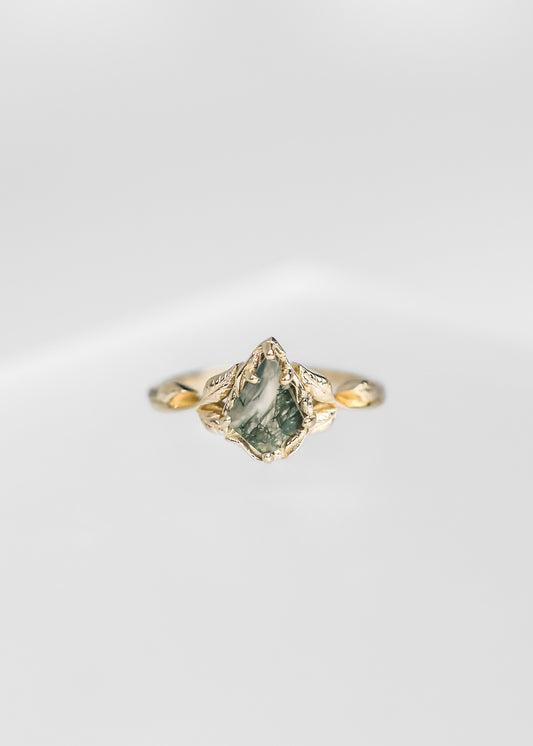 kite moss agate ring, unique moss agate engagement ring, 14k yellow gold agate ring, Mira setting, sculptural engagement ring, nature inspired jewelry, bohemian engagement ring, whimsical engagement ring