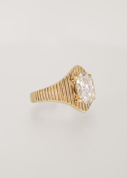 The Chandler | 1.59ct Oval Lab Grown Diamond | Yellow Gold