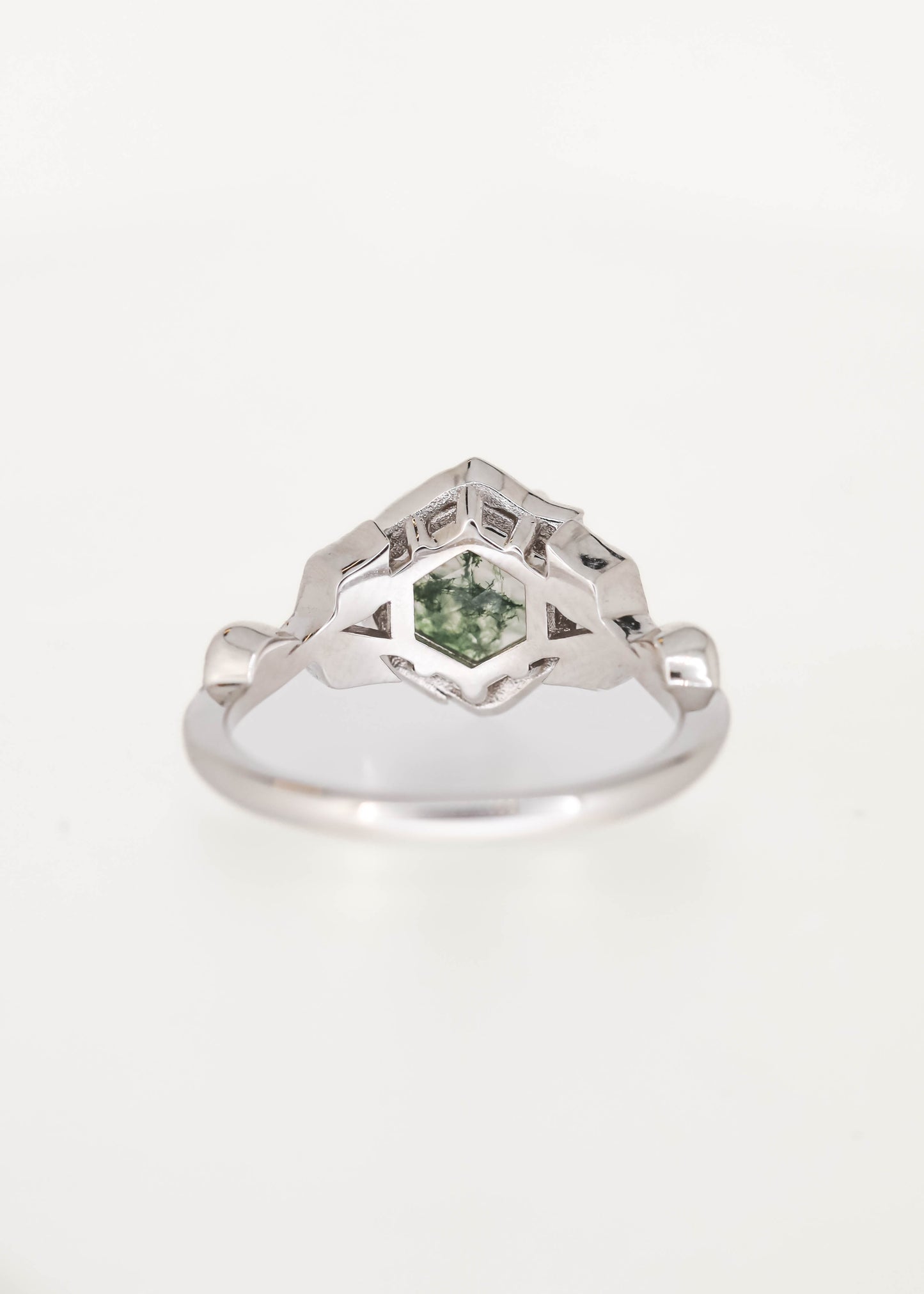 The Mira | 1.43ct Hexagon Moss Agate | White Gold