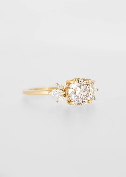 The Mini Luna | 2.00ct Round Champagne Diamond | Yellow Gold