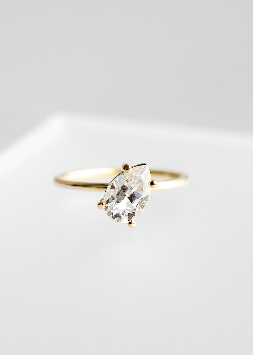 The Skye | 1.41ct Pear Moissanite | Yellow Gold