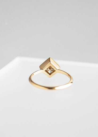 The Leda | 1.24ct Princess Cut Diamond | Yellow Gold