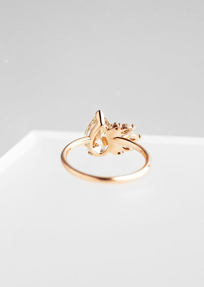 The Wren | 1.87ct Pear Champange Diamond | Rose Gold