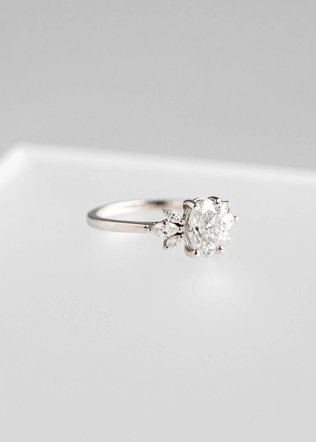 The Mini Luna | 1.02ct Oval Diamond | White Gold