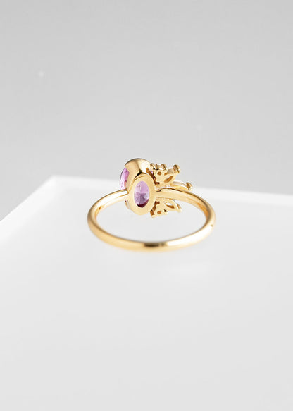 The Wren | 1.40ct Oval Pink Sapphire | Yellow Gold