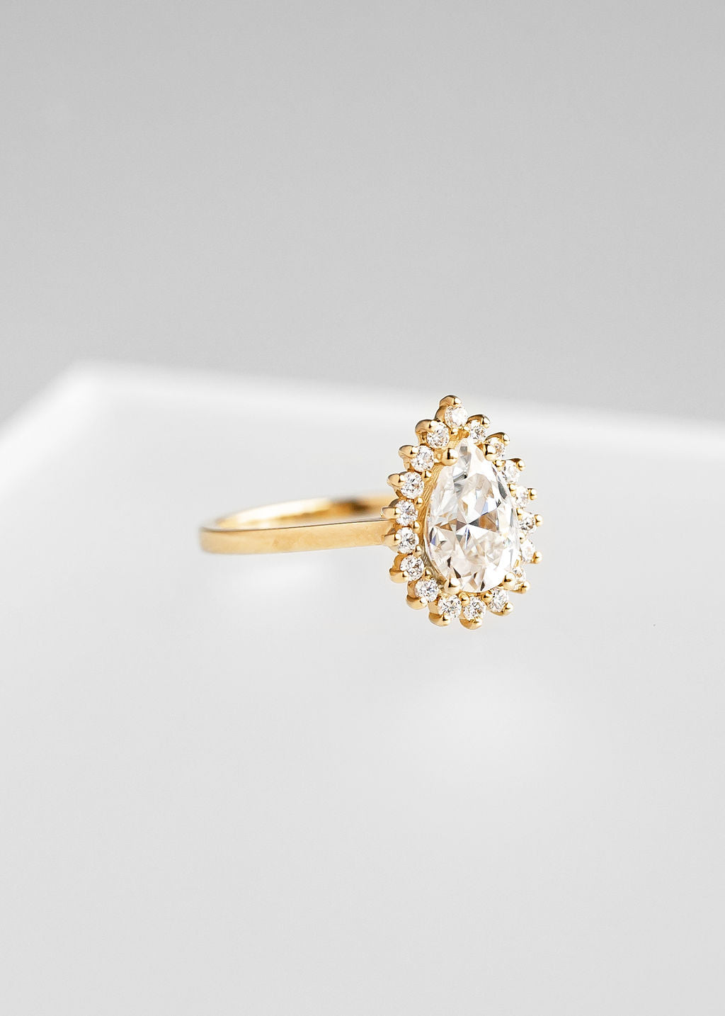 The Soleil | 1.35ct Pear Shaped Moissanite | Yellow Gold