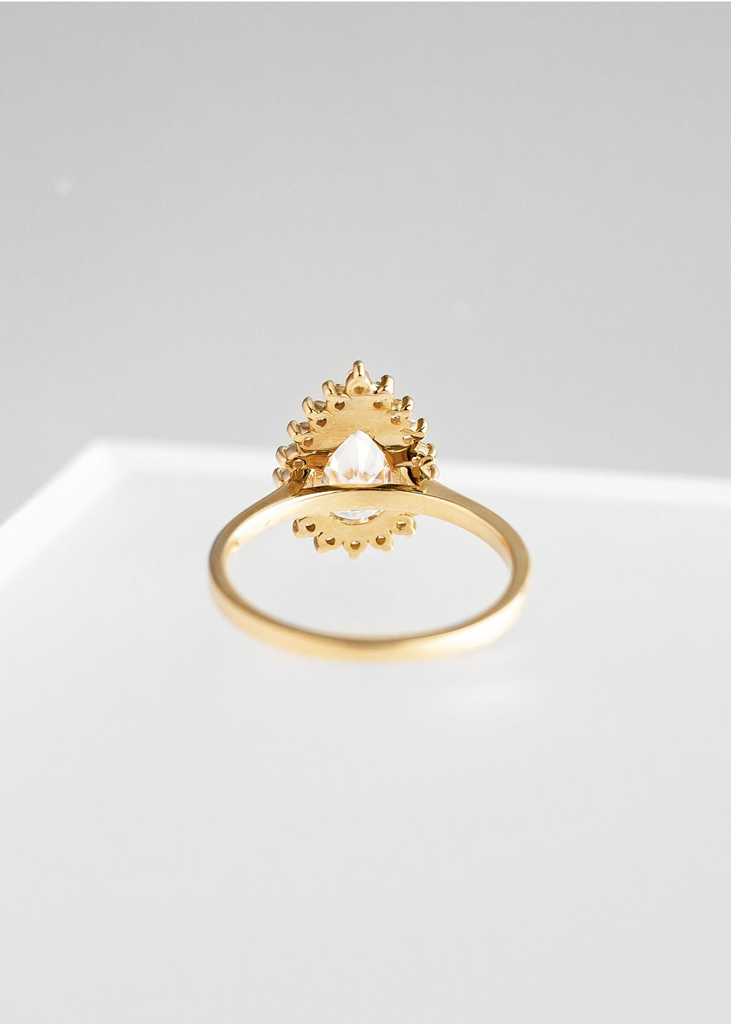 The Soleil | 1.35ct Pear Shaped Moissanite | Yellow Gold