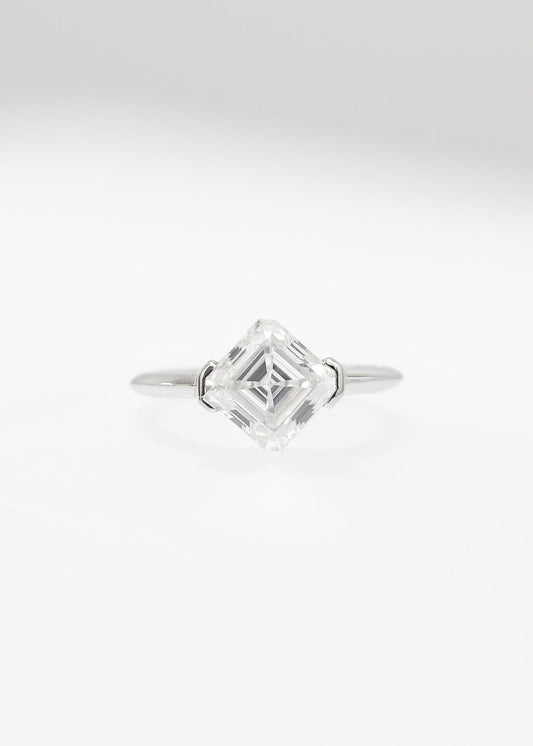 The Lyra | 2.58ct Asscher Cut Moissanite | White Gold