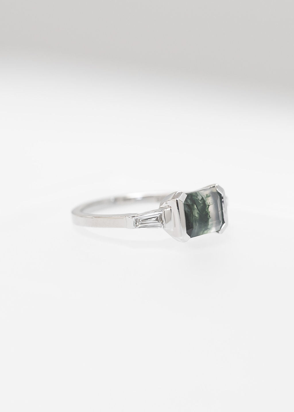 The Wolfe | 1.46ct Emerald Moss Agate | White Gold