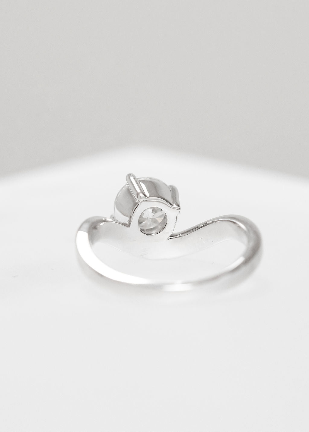 The West | 1.55ct Round Natural Diamond | White Gold