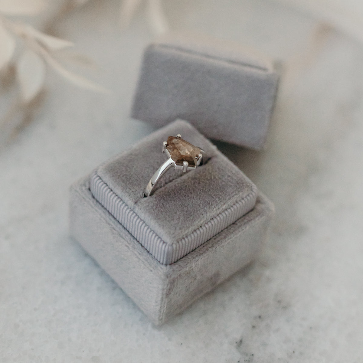 The Celeste | 14k | White | Size 6 | Stone HX5 | Rockies Ring Box | Custom Engraving:  +$0